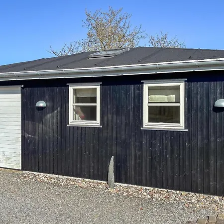 3 Bedroom Stunning In Haarby Hårby