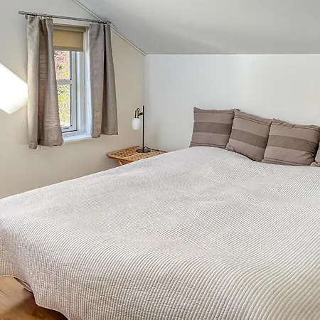 3 Bedroom Stunning In Haarby